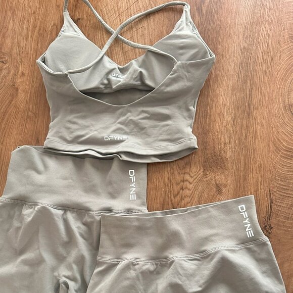DFYNE dynamic short, leggings and sports bra - Picture 1 of 6